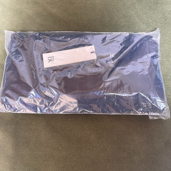 NEW Banana Republic Crepe Knit Bubble Hem Sleeveless Crop Top - Picture 4 of 4